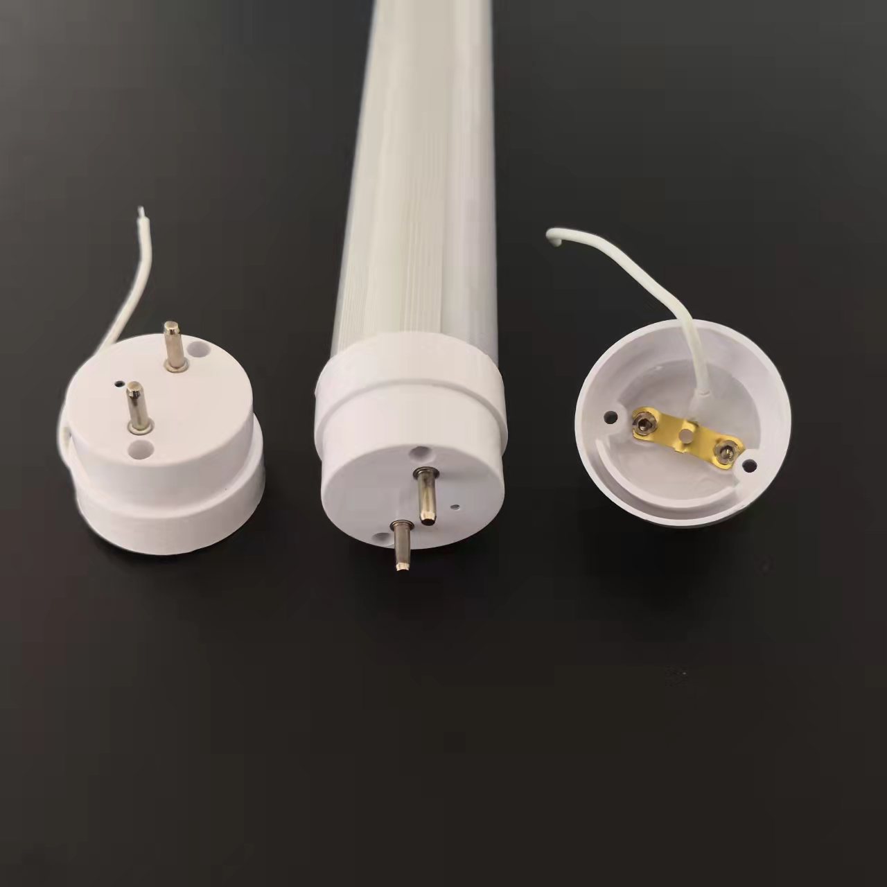 Каква е капачката на LED тръбата?